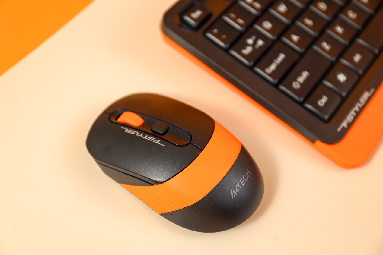 双飞燕fg1010和3000n哪个好,双飞燕fg1010和fg2000区别