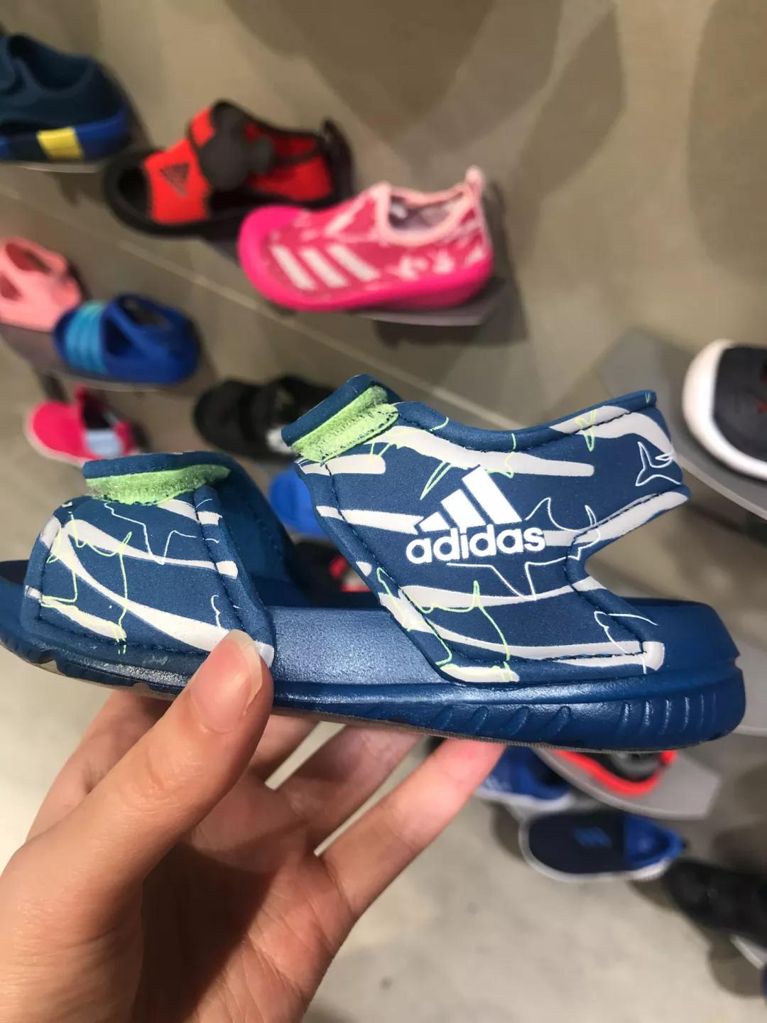 儿童凉鞋软底什么牌子好,儿童凉鞋哪种鞋底舒服