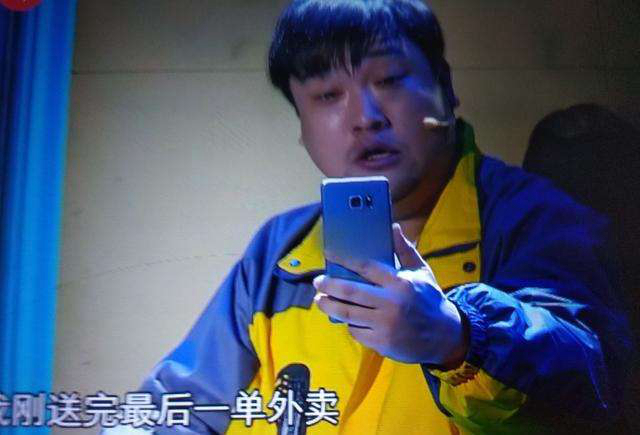 餐厅差评嫌酒水贵怎么回复,关于餐厅环境方面的差评回复