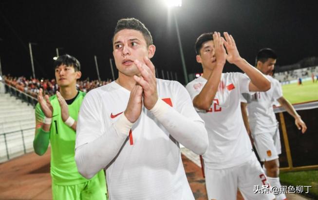 国足新段子玩出花了!《人民日报》官方“内涵”后,网友瞬间懂了