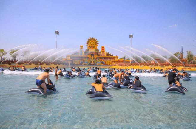 天津玛雅海滩水公园,天津玛雅水上乐园带泳圈