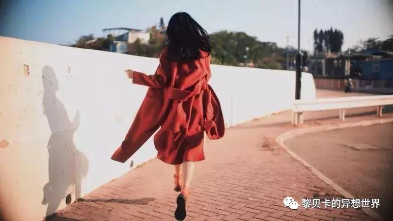 她们说穿过最满意的一件大衣,是这件!