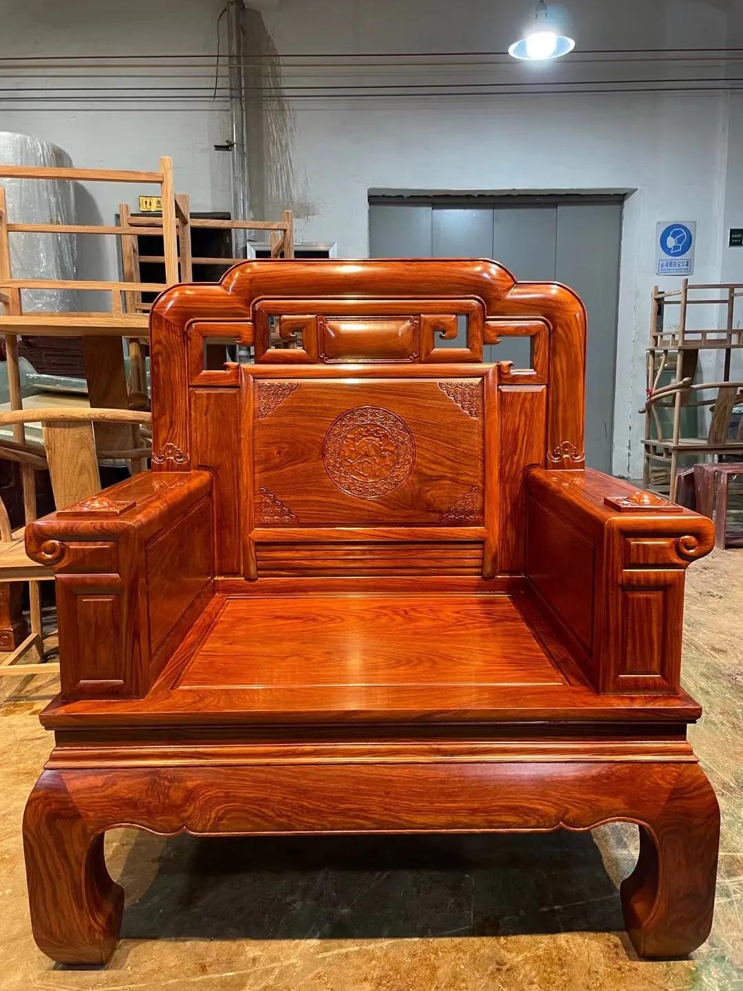 国标红木刺猬紫檀和红酸枝哪个好,刺猬紫檀是不是国标红木