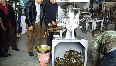 使用新油锯注意事项,液压榨油机使用方法和注意事项