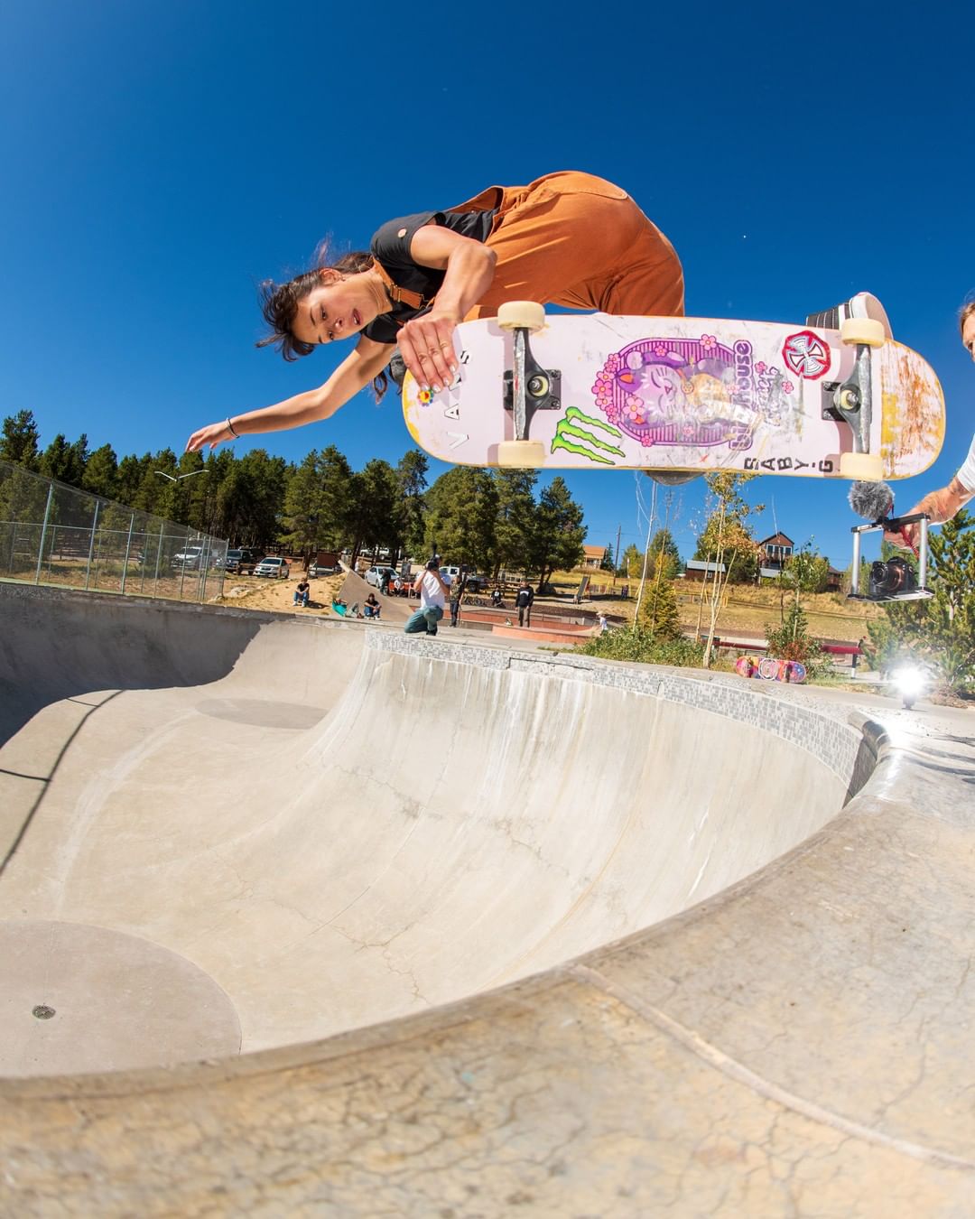 vans艺术家比赛,vans亚洲艺术家跟经典款区别