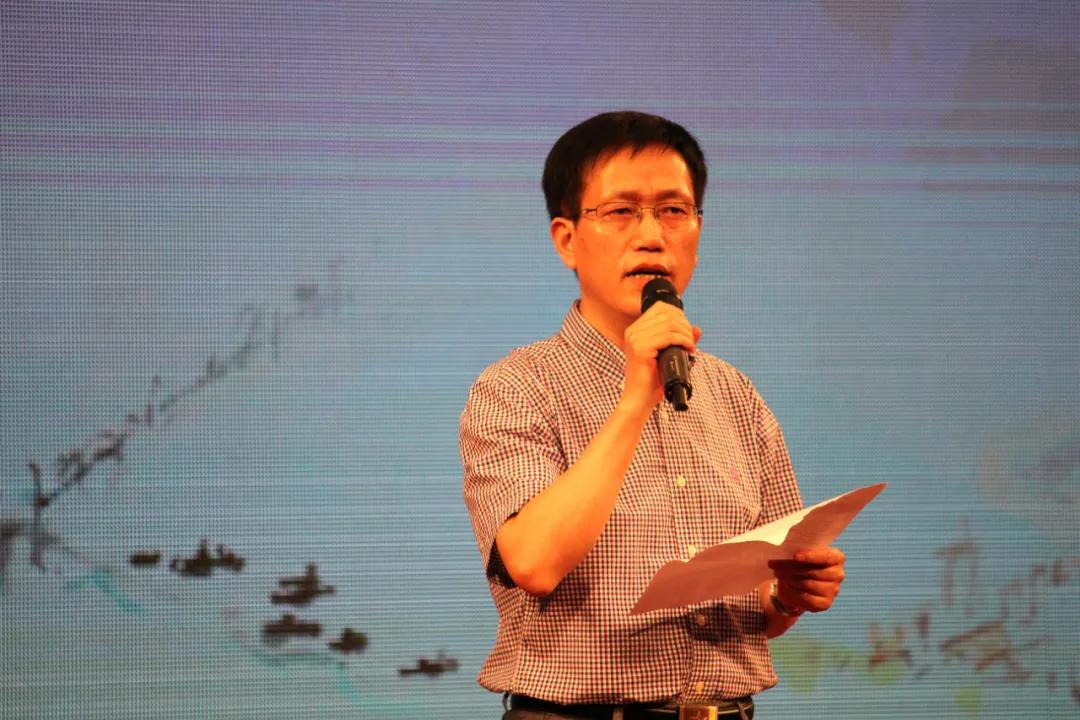 百杖斋诗论｜周贤望：以水手的名义宣示，我们必将航行到所有海港