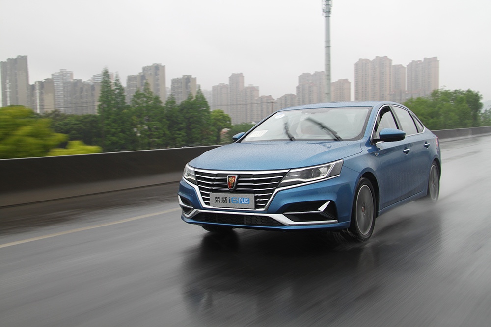 朗逸2万元左右,荣威i6和朗逸