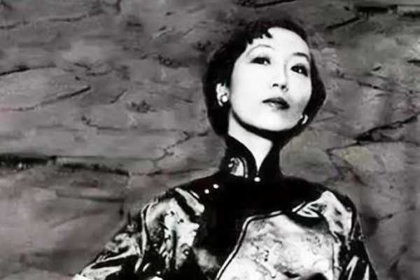 杨绛张爱玲谁才华高,杨绛先生说人丑