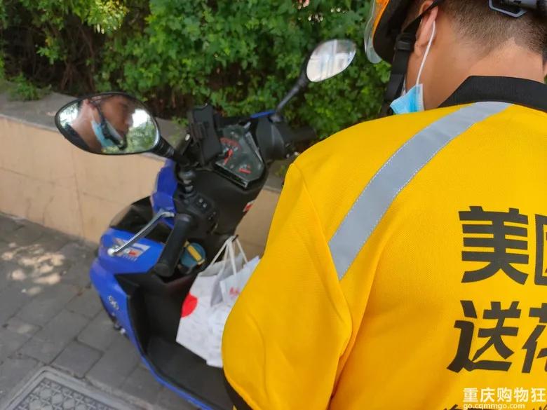 外卖小哥一天跑单13小时真实收入,月入过万外卖小哥工作多少个小时