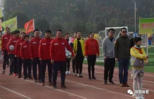 2020-2021足坛大事回顾,预测足坛未来十年的事件