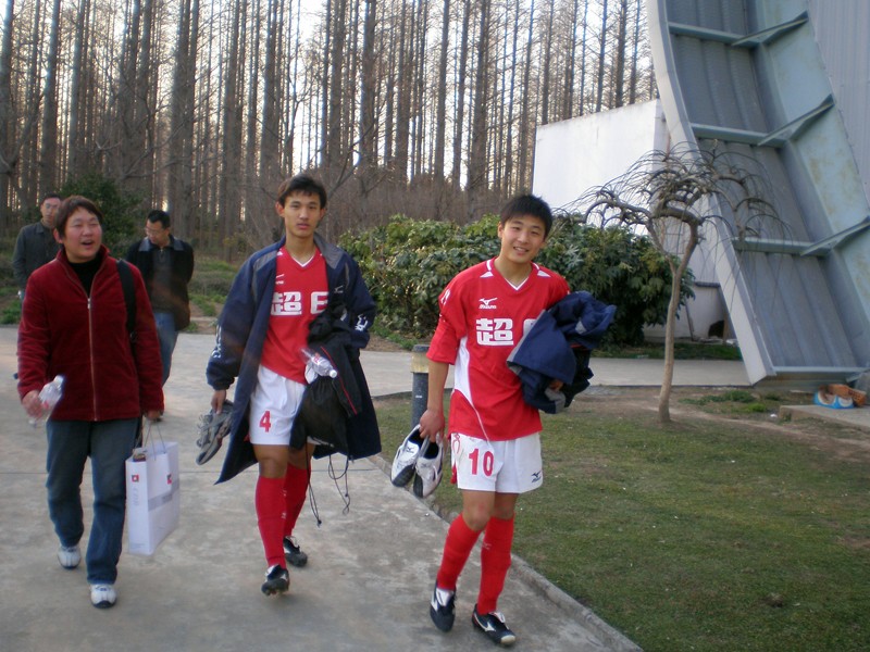 西班牙人谈俱乐部,西班牙人出售俱乐部