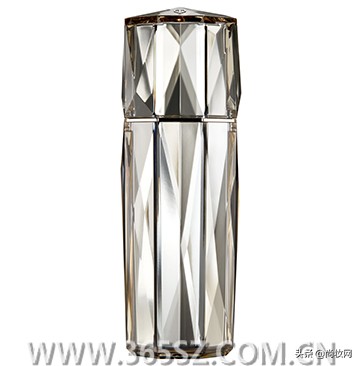 化妆水补水妙招,夏季护肤混干的正确步骤