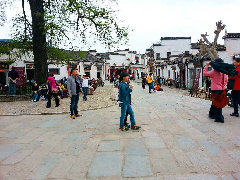 被誉为中国最美的古村落,徽州婺源风光