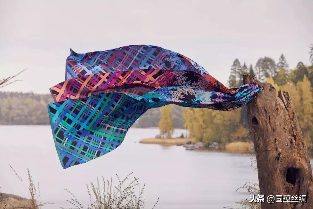 爱马仕丝巾如何清洗,丝巾清洗的正确方法