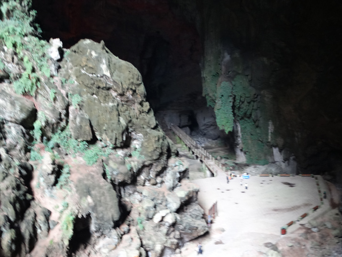 师宗凤凰谷走马观(中)