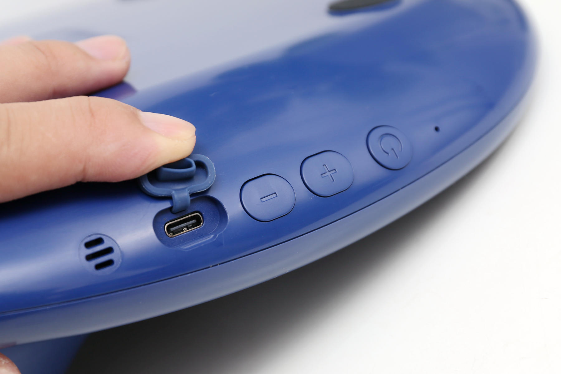 智能颈枕按摩器,带到颈椎上的按摩器