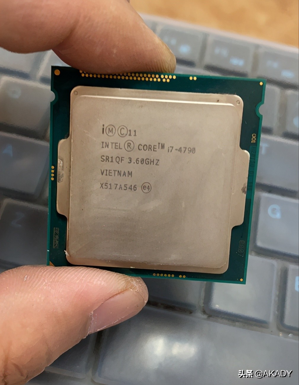 家有旧电脑,家里老电脑怎么处理