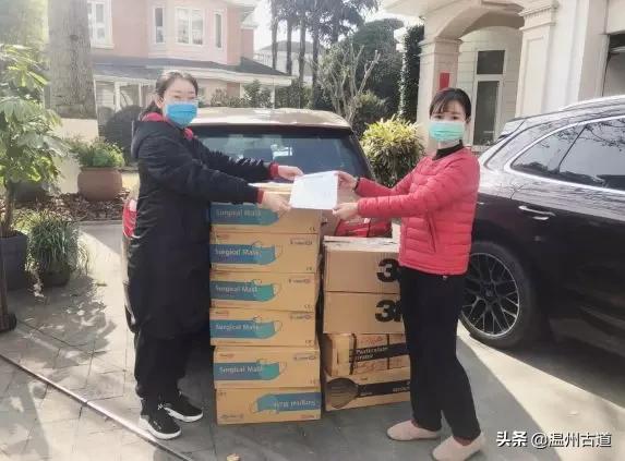 温州导游化身“人肉速递”，跑遍巴厘岛，带回21300只口罩