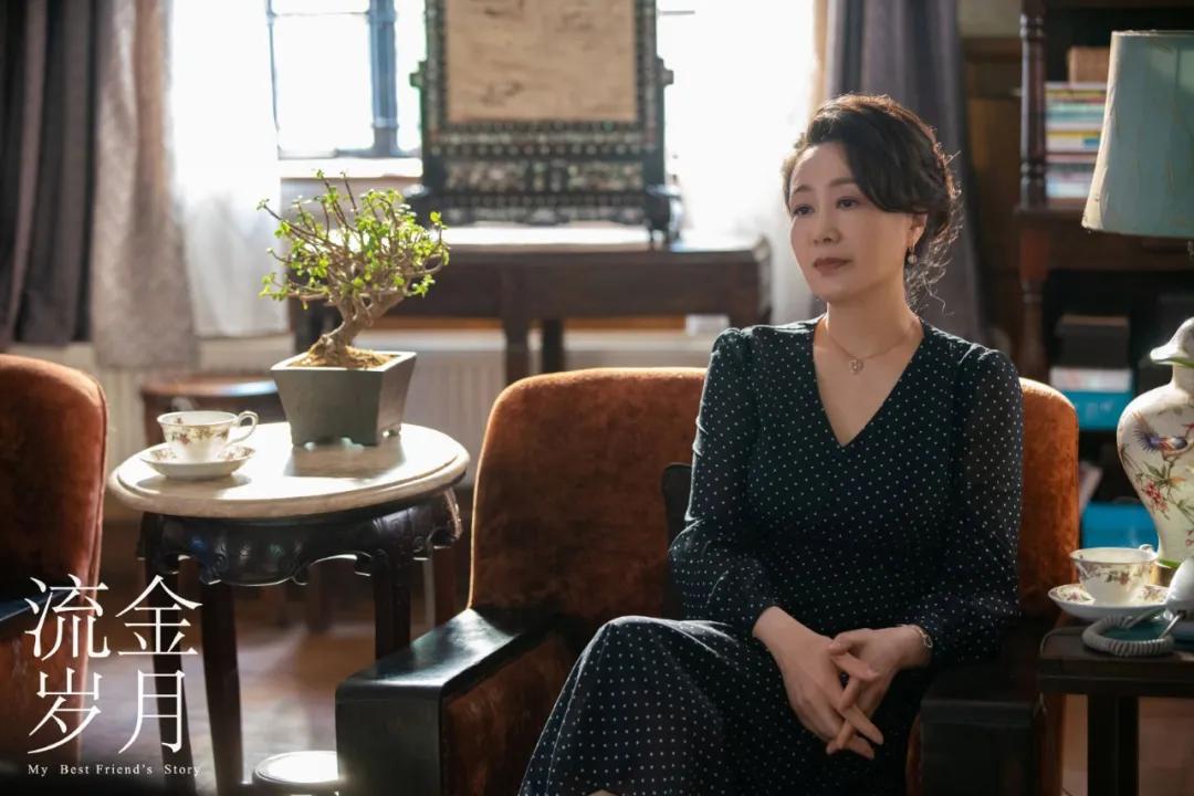 怎么拯救丑死的红木地板,翻新红木地板最简单的方法