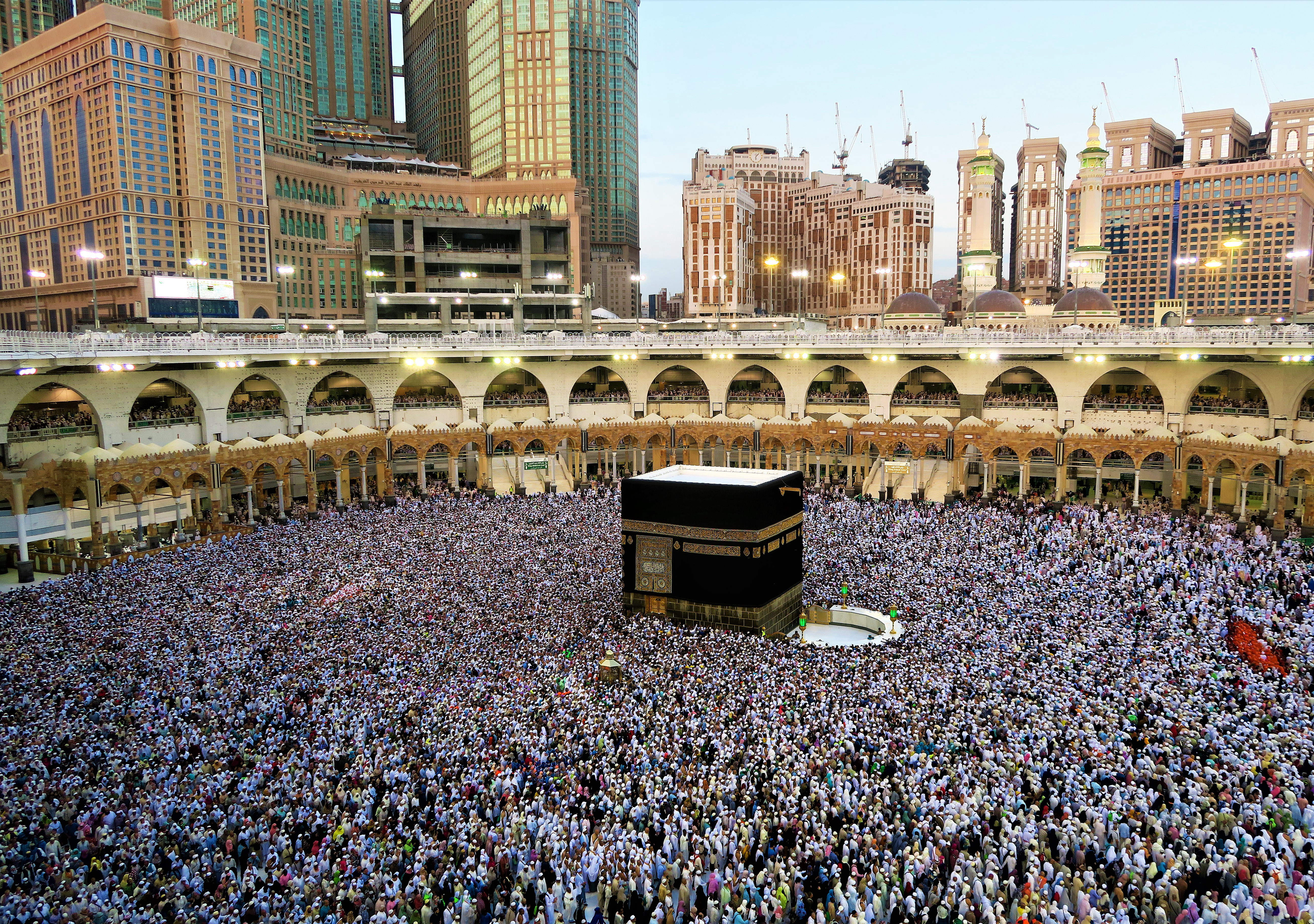 麦加皇家钟楼,圣城之巅,包揽多项世界纪录