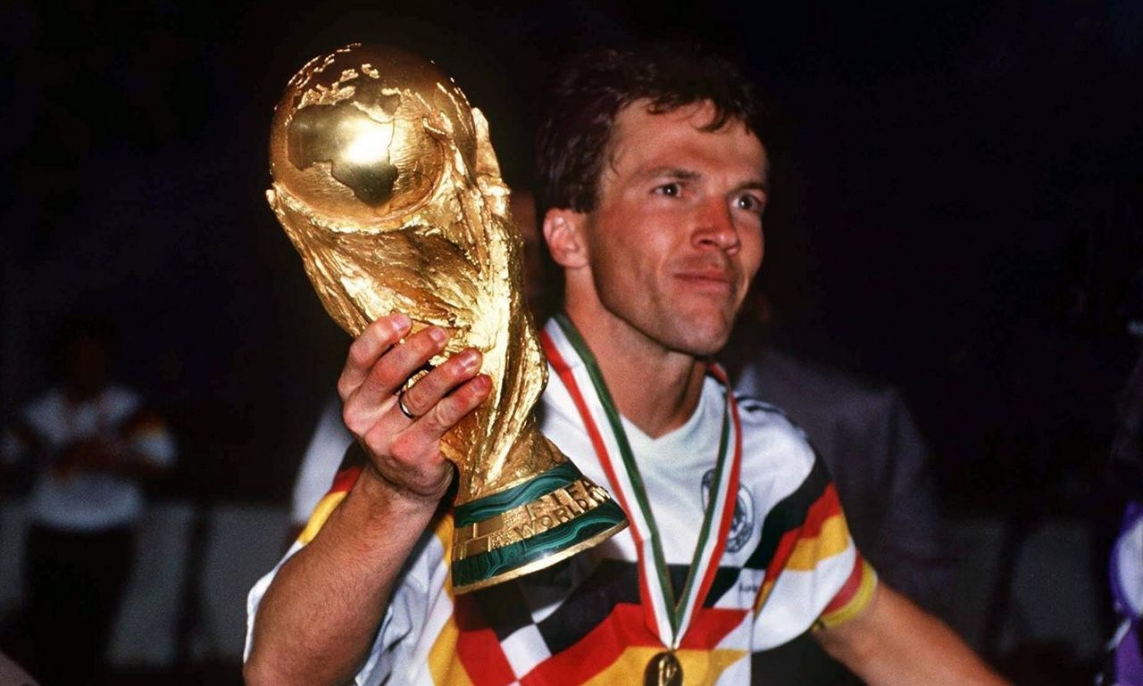 德布劳内和梅西中场能力,德布劳内中场大师