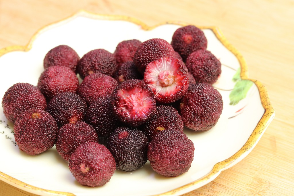 杨梅如何洗出小虫子,如何洗杨梅不会吃到虫子