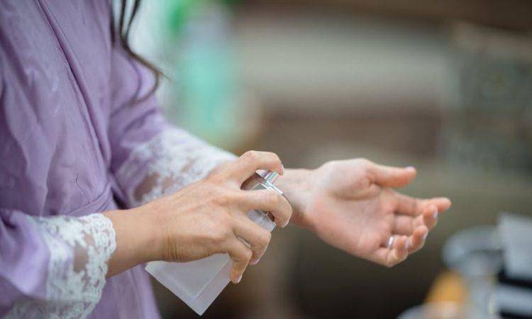 干货｜“穿”对香水，你就是行走的“*药春**”