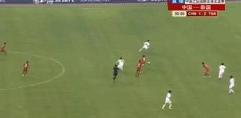 国足1比5泰国足球之夜,国足1-1泰国赛后