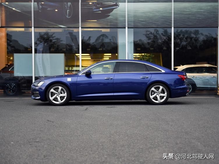 奥迪a6l全配置与普通配置区别,奥迪a6l全系车型的价格