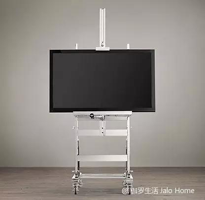 客厅可以有电视，但不该成为主角，它们可以摆成这样