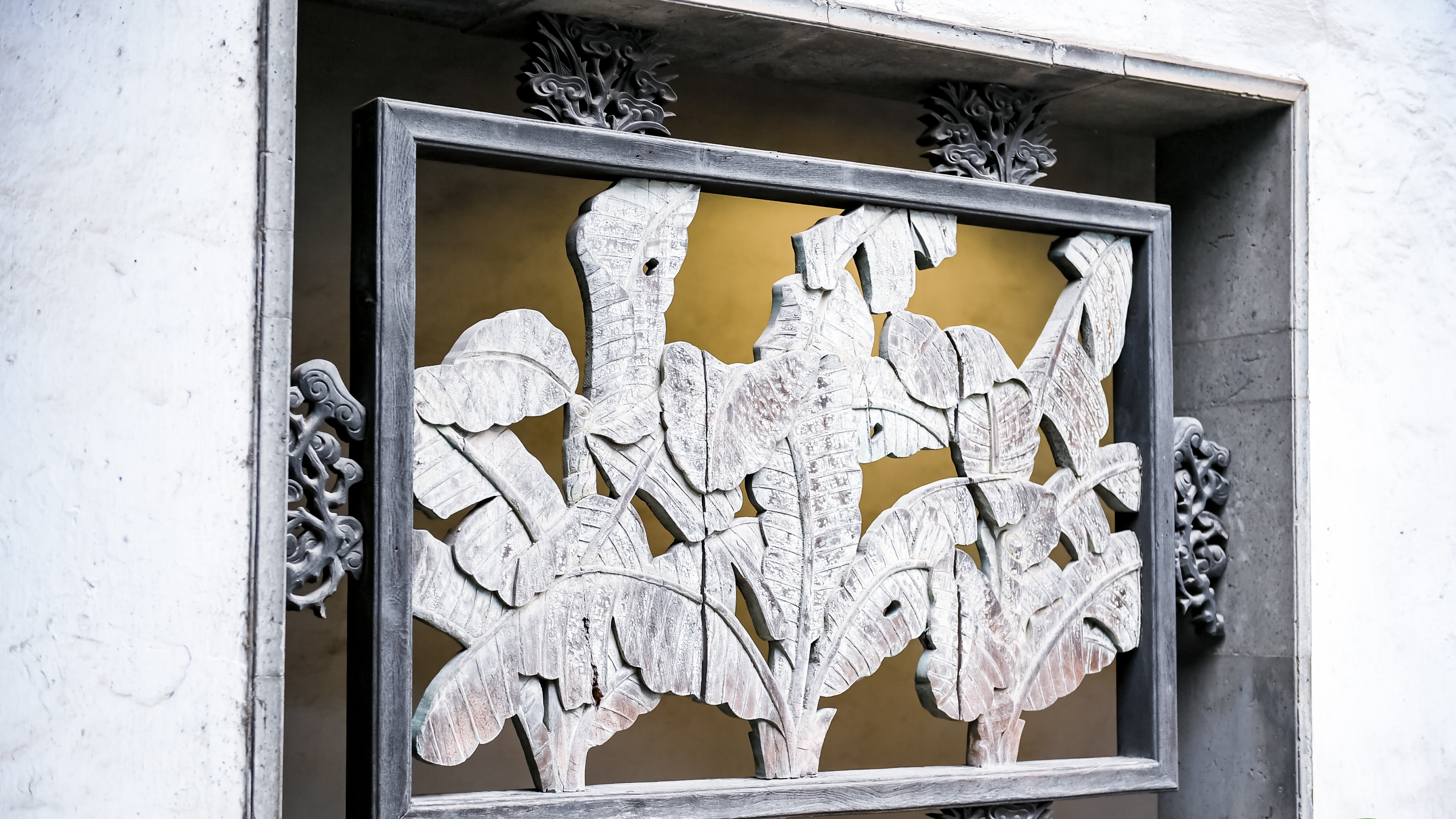 南浔古镇的蓝晶玻璃,蓝金玻璃南浔古镇