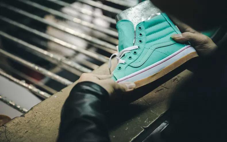 安纳海姆vans经典款,vans高端安纳海姆红色