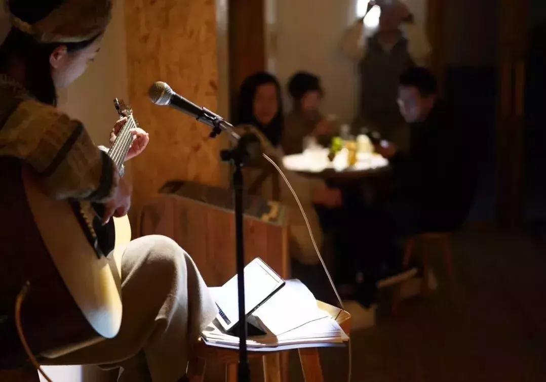 我们不是网红店只是街边的普通店,不是网红店胜似网红店