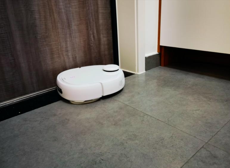 云鲸拖地机器人缺点,机器人拖地扫地