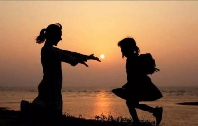 趁男朋友睡着拿他手机清空购物车,趁老婆睡着清空购物车