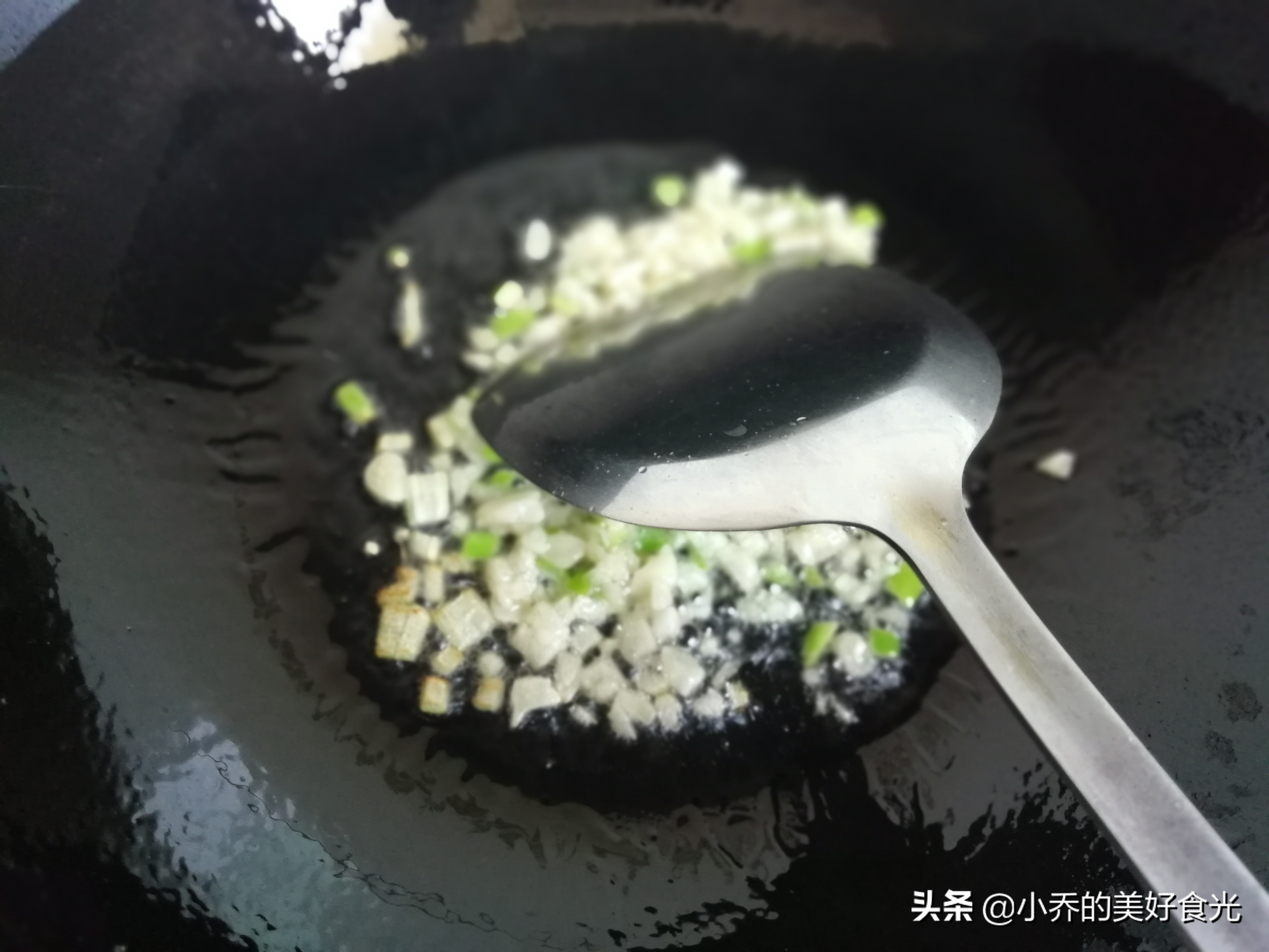 牛肉这样炒不柴不老,牛肉与什么搭配炒最营养