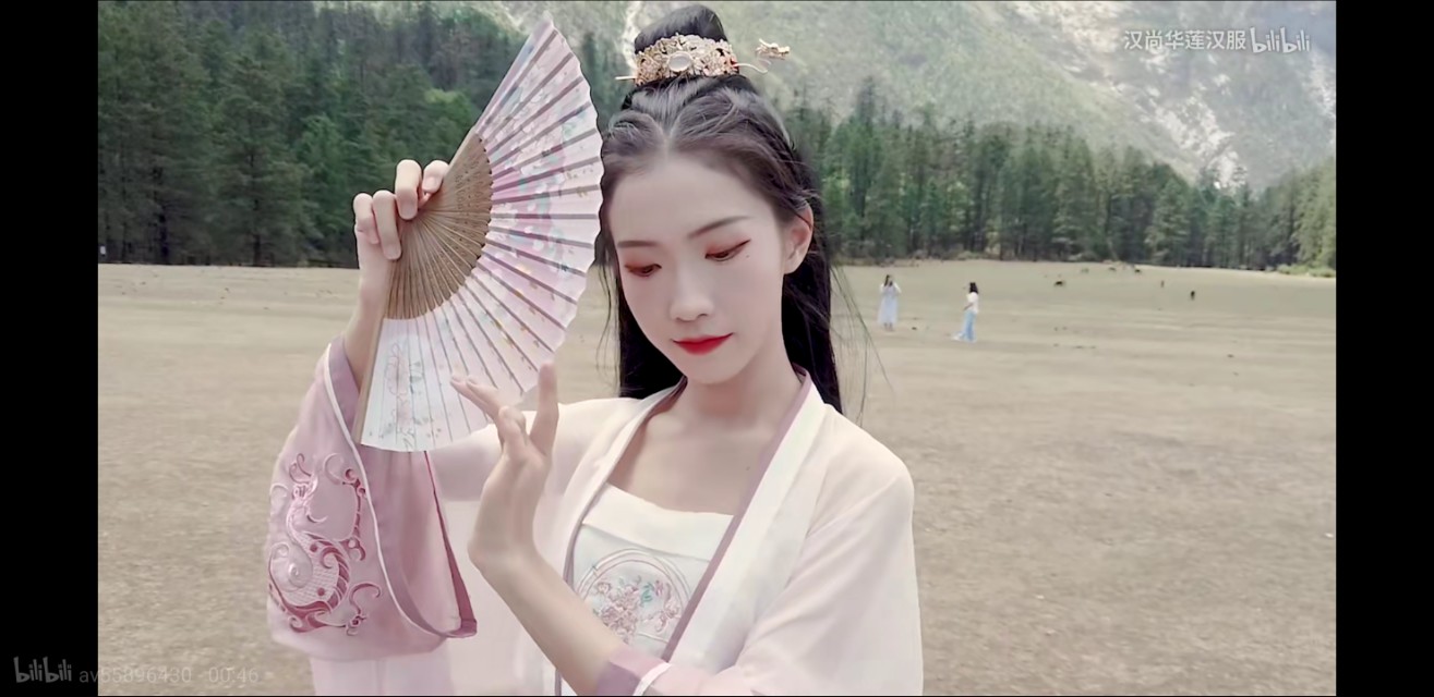 汉尚华莲的十里小姐姐好美啊