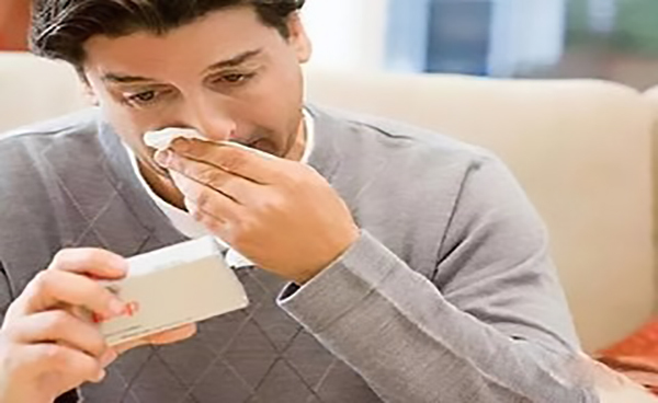 鼻子不舒服感觉有异物发出声音,鼻子不舒服感觉里面有东西