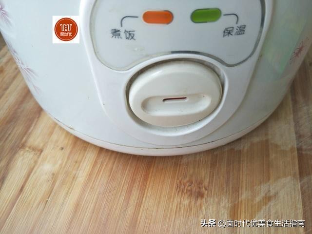 电饭煲怎么煮菜米饭好吃,电饭煲怎么煲白米饭好吃