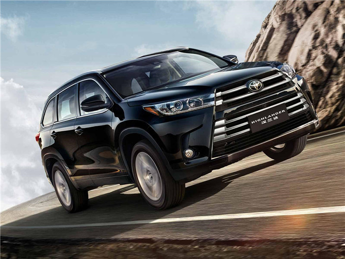 汉兰达2022款对比理想one,理想one和油混汉兰达