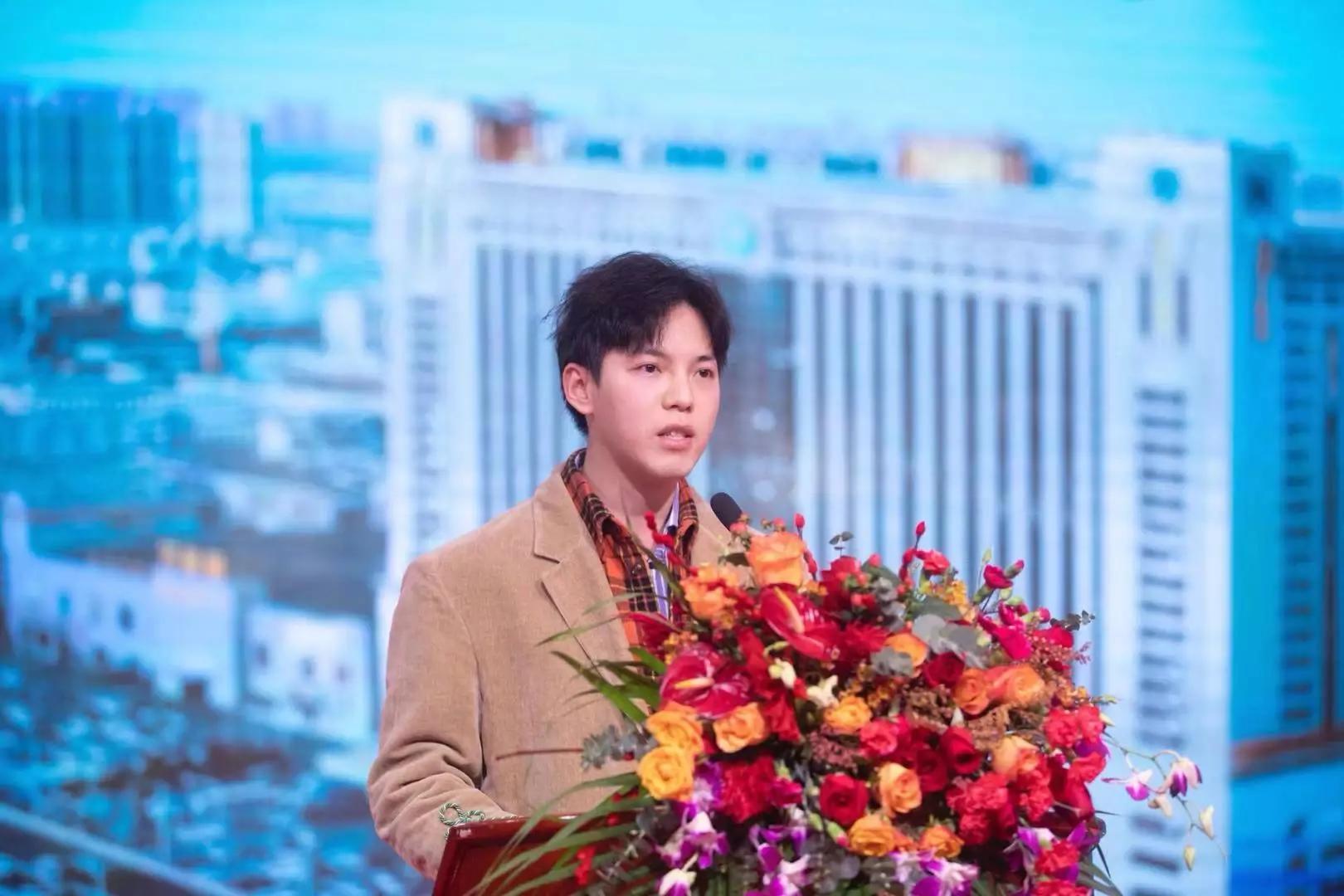 携手共进共创辉煌年会方案,携手并进共创辉煌座谈会