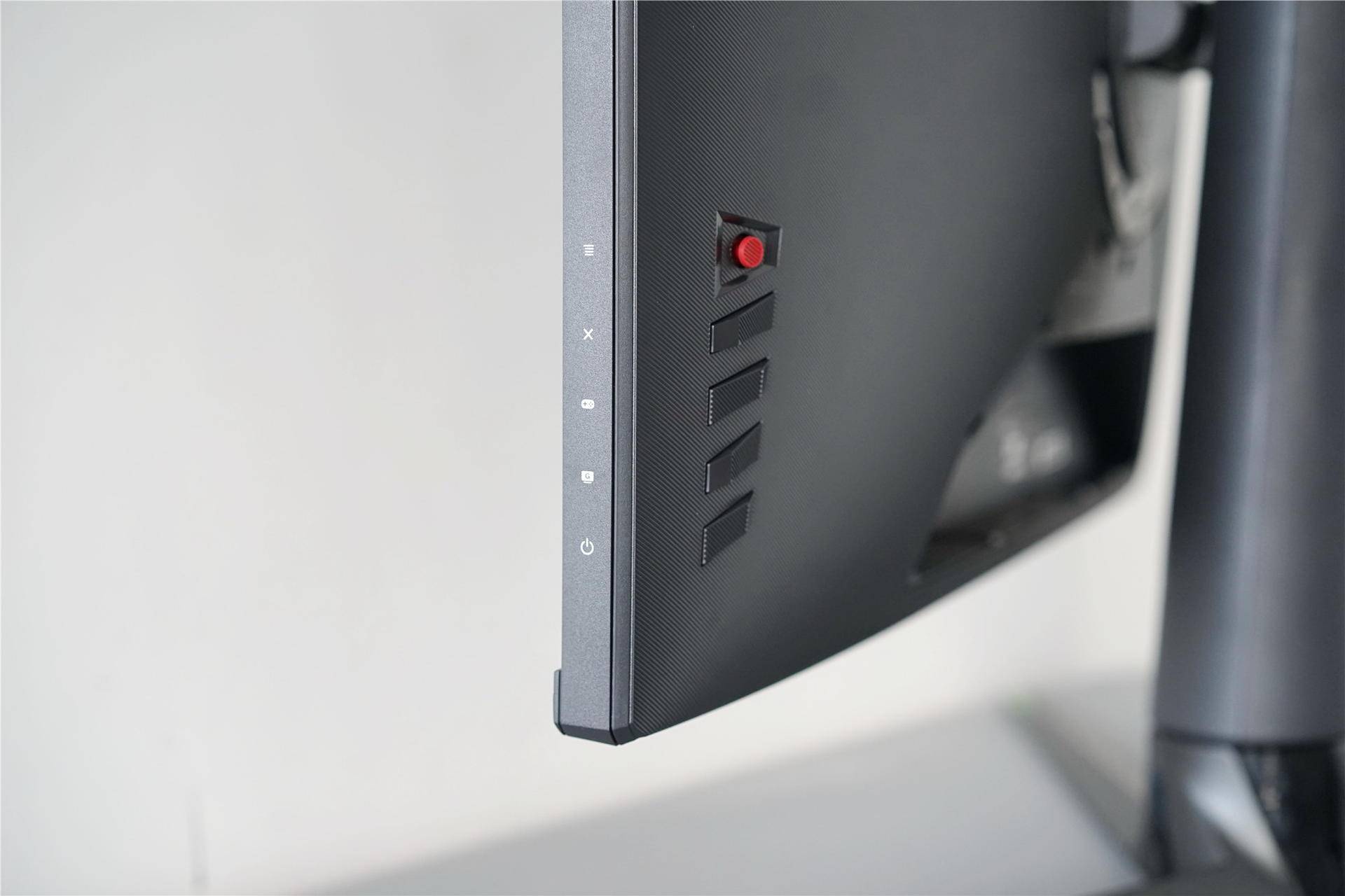 比传统IPS面板快四倍：ROG玩家国度PG329Q显示器体验