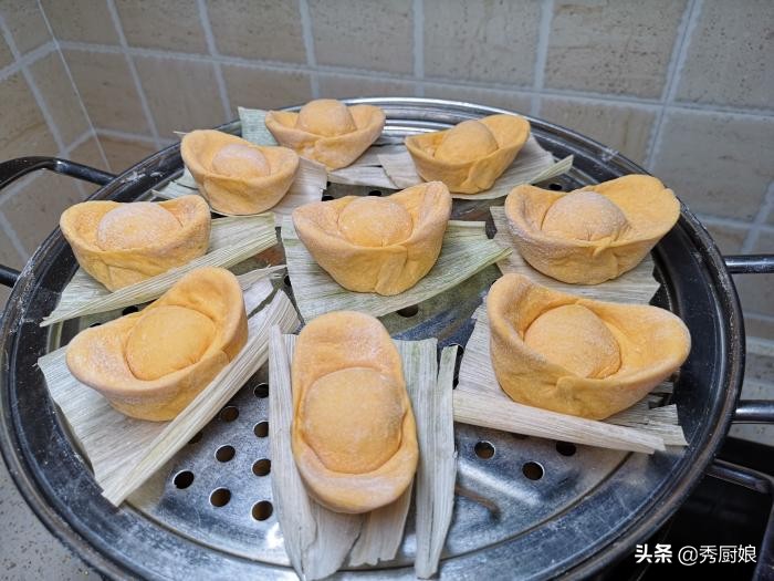 玉米面元宝馒头的简单做法,元宝馒头怎么做蒸出来才好看