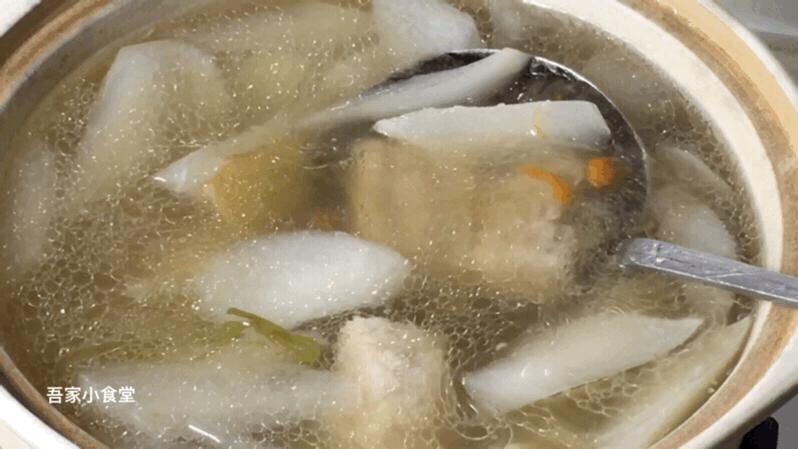 适合秋天喝的萝卜排骨汤怎么炖,秋天腊排骨萝卜汤