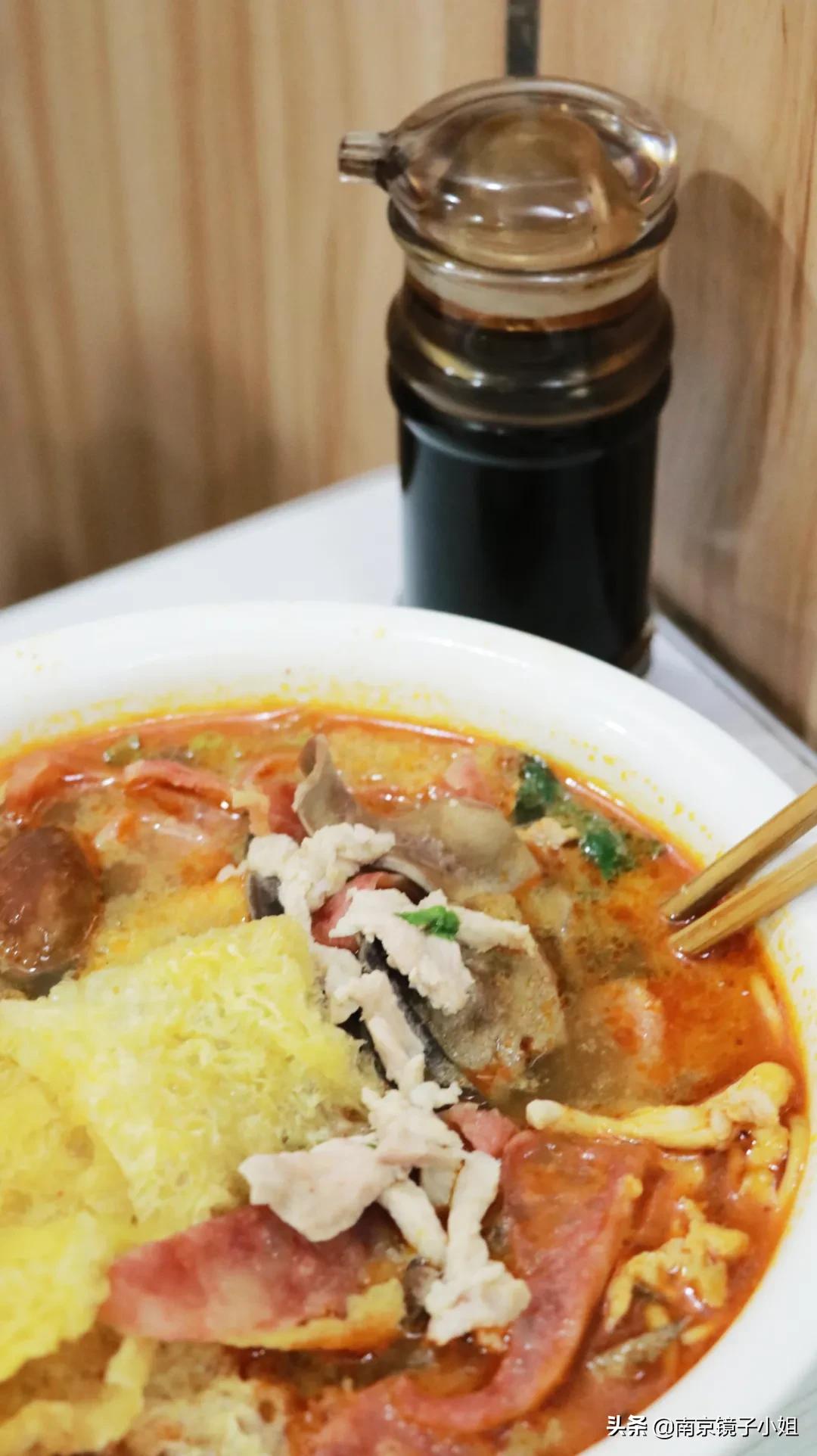 南京一家开了很多年的面馆,南京开了一家面馆55年