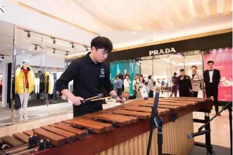 青岛海信广场闭店视频,青岛海信闭店答谢