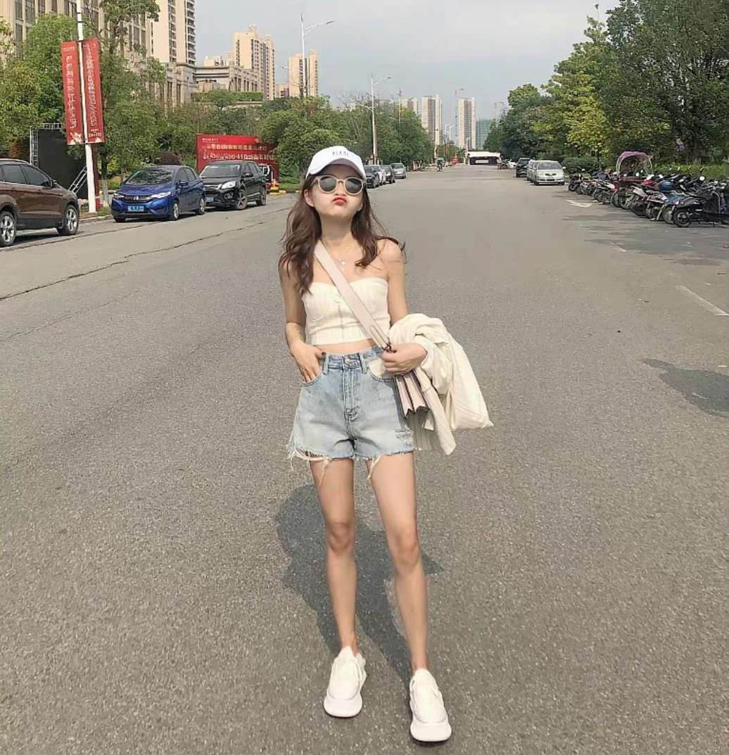 下半身胖的女生想要穿短裤？就牢记这4点