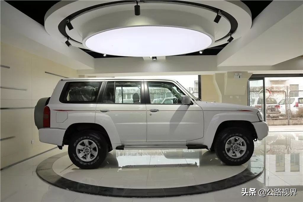 途乐y60丰田lc76,途乐y61和丰田lc71哪个好