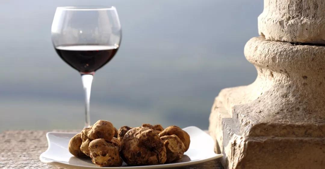 顶级松露价格多少钱一斤,松露价格不菲