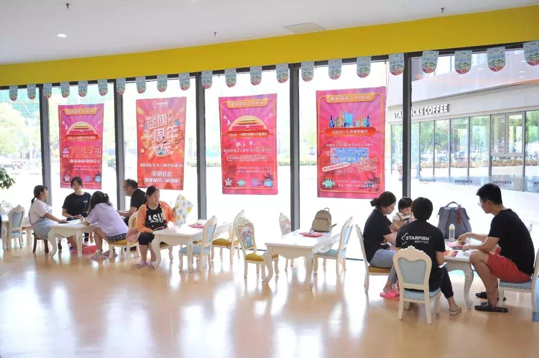 徐州高端亲子游泳，唯一入驻水立方，饮用水标准，国家级教练坐镇